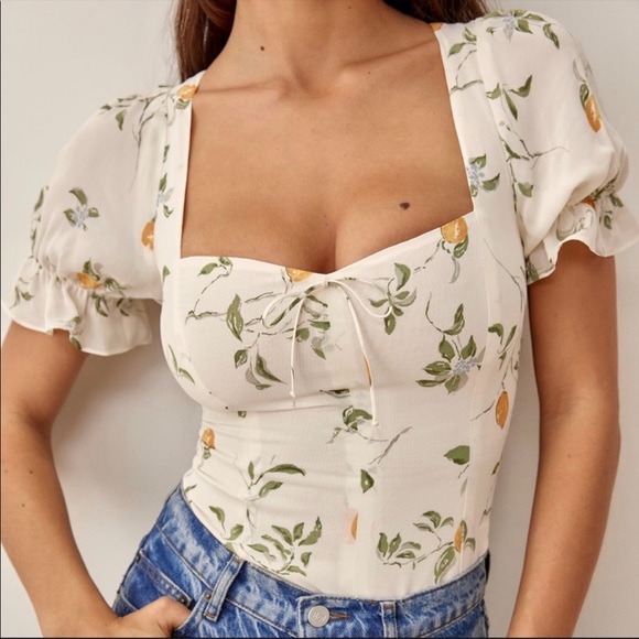 Reformation Tops - Reformation Citron Lemon Delevan top